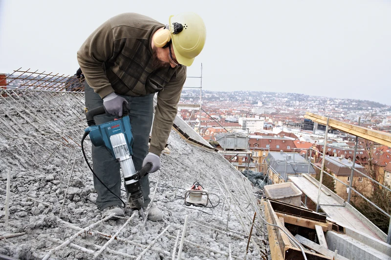 Bosch Professional GSH 11 VC Schlaghammer mit SDS-max 23 Joule im Handwerkerkoffer