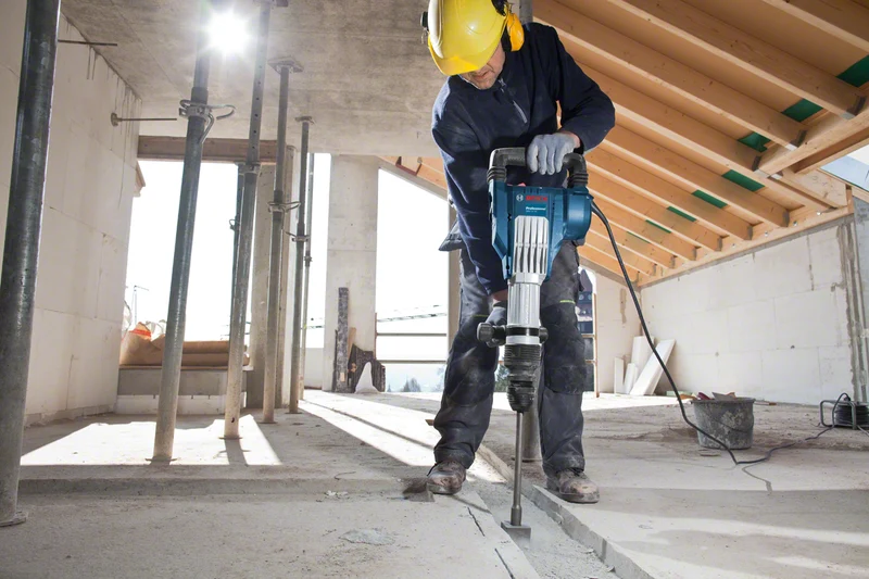 Bosch Professional GSH 11 VC Schlaghammer mit SDS-max 23 Joule im Handwerkerkoffer