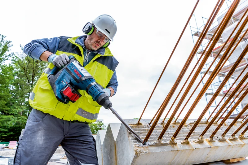 Bosch Professional GBH 18V-45 C Akku-Bohrhammer BITURBO 12.5 Joule mit SDS Max ohne Akku/Lader im Handwerkerkoffer