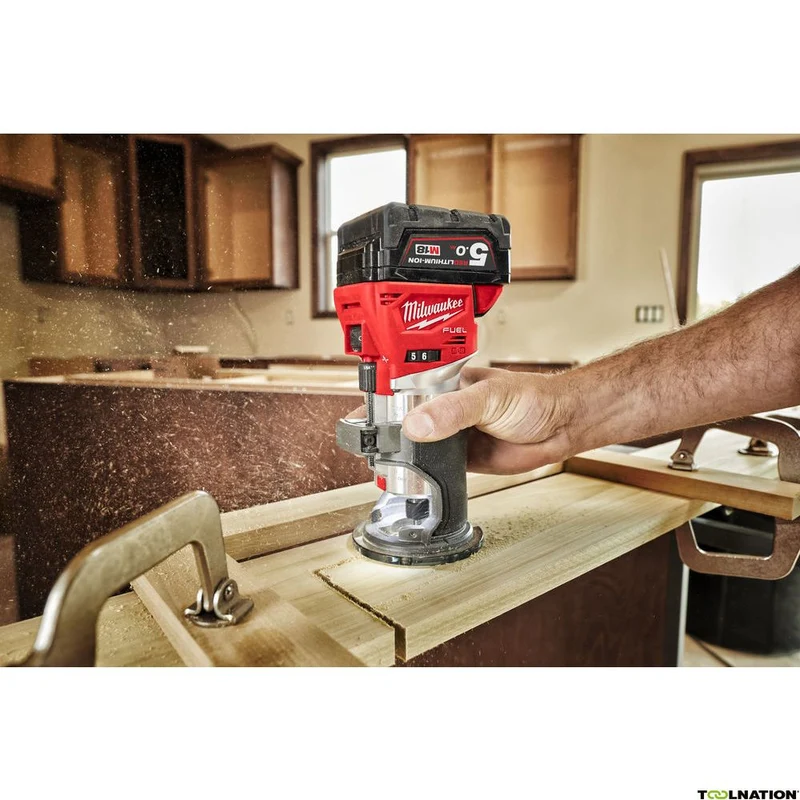 Milwaukee M18 FTR8-0X FUEL Akku-Kantenfräse ohne Akku/Lader in HD-Box