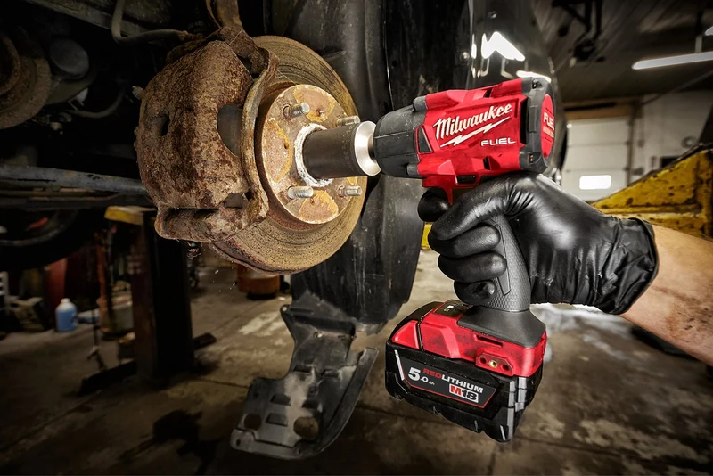 Milwaukee Akku-Schlagschrauber M18 FMTIW2F12-0X (1/2" mit Sprengring, Drehmoment: 745 Nm, ohne Akku in HD-Box)