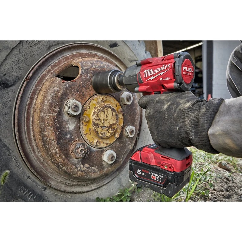 Milwaukee Akku-Schlagschrauber M18 FMTIW2F12-0X (1/2" mit Sprengring, Drehmoment: 745 Nm, ohne Akku in HD-Box)