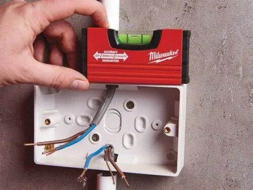 Milwaukee Wasserwaage Mini nicht magnetisch 10 cm (4932459100)