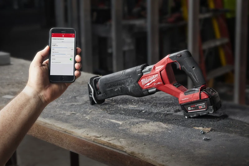 Milwaukee M18 ONEFSZ-0X Akku-Säbelsäge (bis 300 mm in Holz, ONE-KEY, ohne Akku in HD Box)