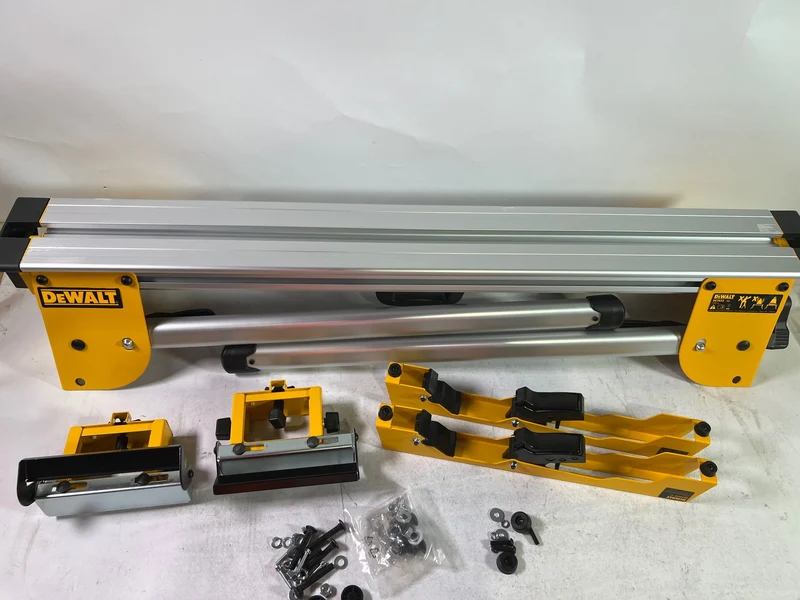 DeWalt DE 7033 Universal Untergestell für Kapp-, Paneel- und Gehrungssägen - Leicht Gebraucht