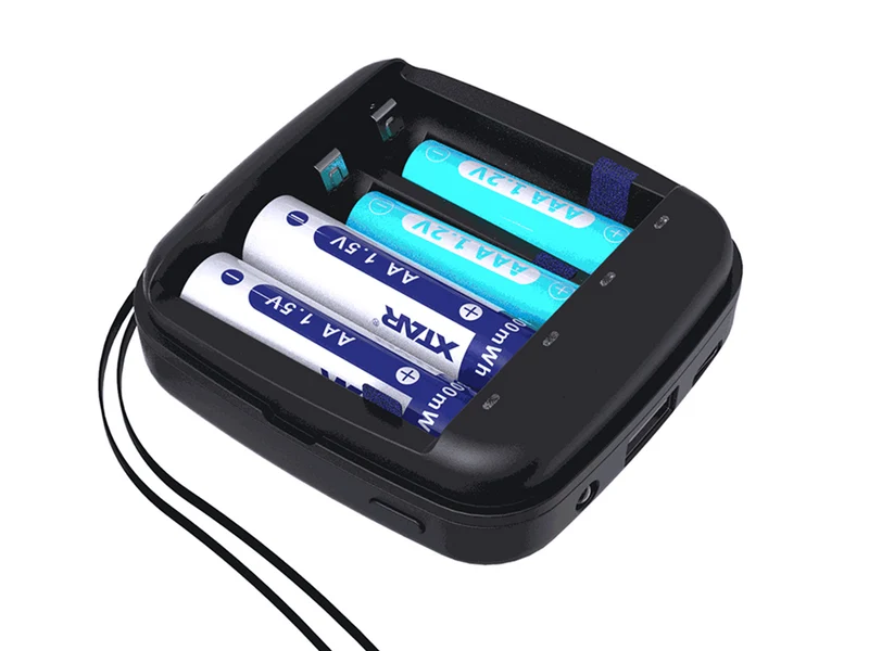 Xtar BC4 – Ladegerät + 4x AA (Mignon) LR6 1,5V Li-Ion Akkus