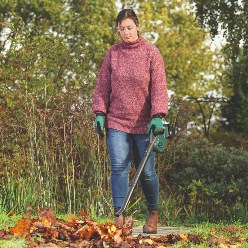 Bosch UniversalLeafBlower 18V-130 Akku Laubbläser 18 V Solo ( 06008A0601 ) - ohne Akku, ohne Ladegerät
