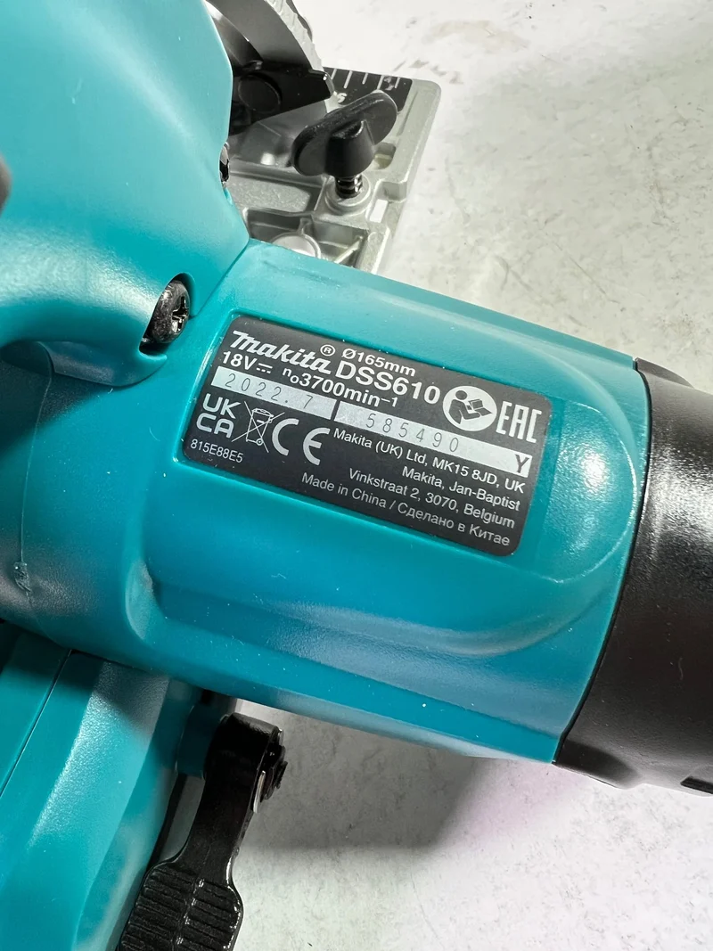 Makita DSS 610 Z Akku Handkreissäge 18 V 165 mm Solo - ohne Akku, ohne Ladegerät - Reparaturgerät