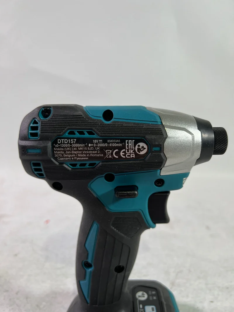 Makita DTD 157 Z Akku Schlagschrauber 18 V 140 Nm 1/4" Brushless Solo - ohne Akku, ohne Ladegerät - Reparaturgerät