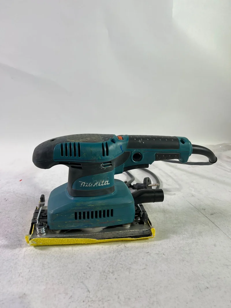 Makita BO 3711 - 190 W Schwingschleifer / Schleifmaschine - Reparaturgerät