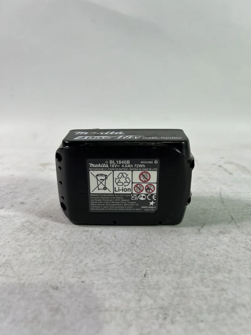 Makita BL 1840 B 18 V - 4 Ah / 4000 mAh ( 197265-4 ) Li-Ion Akku mit LED - Anzeige - Reparaturgerät
