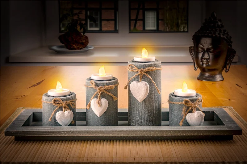 Goobay 4er-Set LED-Teelichter mit Timer, weiß - mit Timerfunktion und flackernder Flamme, batteriebetrieben, warmweiß (2500 K)