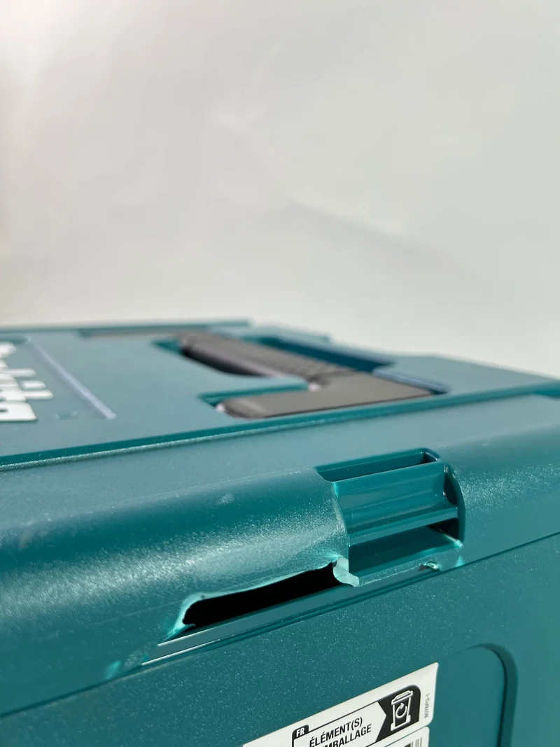 Makita MAKPAC 2 Systemkoffer ( 821550-0 ) 395 x 295 x 157 mm - ohne Einlage - Beschädigt