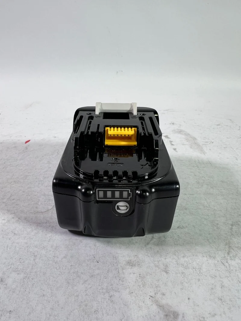 Makita BL 1830 B Li-Ion Akku 18 V 3,0 Ah / 3000 mAh ( 197599-5 ) mit LED Anzeige - original, kein Nachbau - Reparaturgerät