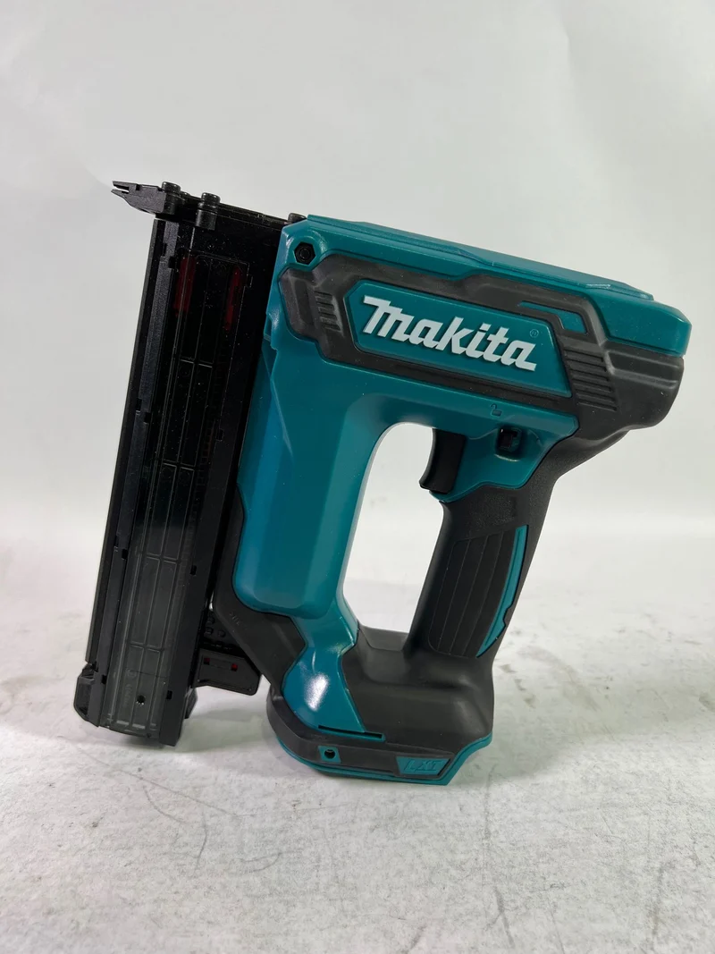 Makita DFN 350 Z Akku Stauchkopfnagler 18 V 15 - 35 mm Solo - ohne Akku, ohne Ladegerät - Reparaturgerät