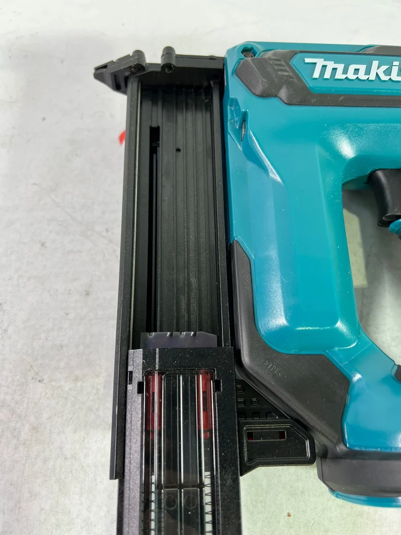 Makita DFN 350 Z Akku Stauchkopfnagler 18 V 15 - 35 mm Solo - ohne Akku, ohne Ladegerät - Reparaturgerät