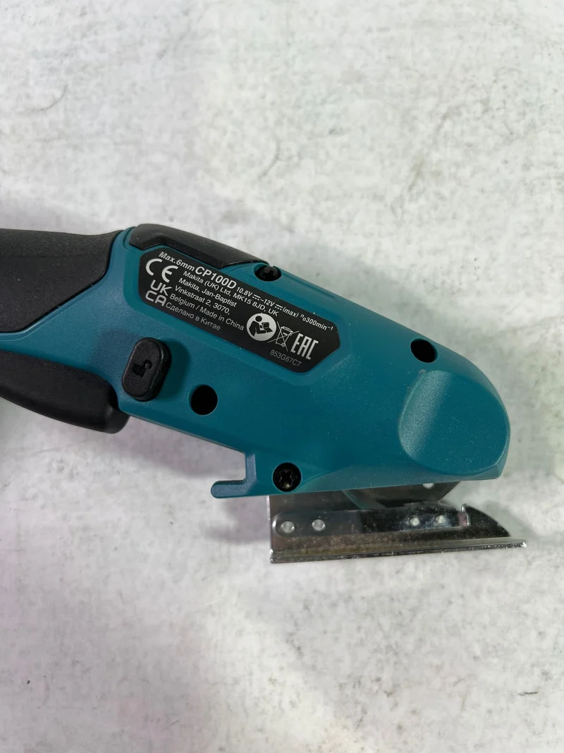 Makita CP 100 DZ 10,8V Akku Universalschere Multi Cutter Solo - ohne Akku, ohne Ladegerät - Reparaturgerät