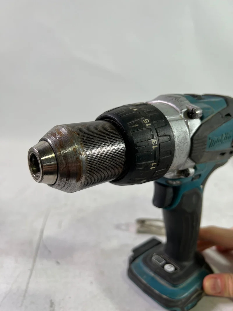 Makita DDF 458 Z Akku Bohrschrauber 18 V 91 Nm Solo - ohne Akku, ohne Ladegerät - Reparaturgerät