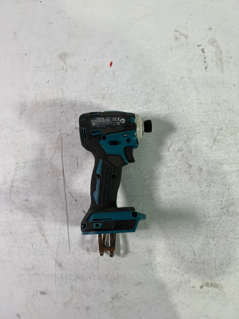 Makita DTD 172 Z Akku Schlagschrauber 18 V 180 Nm 1/4" Brushless Solo - ohne Akku, ohne Ladegerät - Reparaturgerät