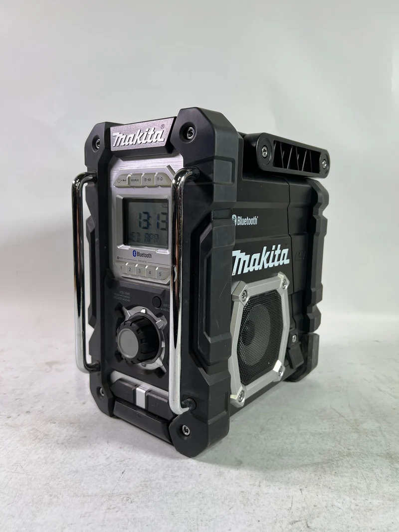 Makita DMR 110 NW Akku Baustellenradio 12 V - 18 V IP64 DAB+ Solo - ohne Akku, ohne Ladegerät - Reparaturgerät