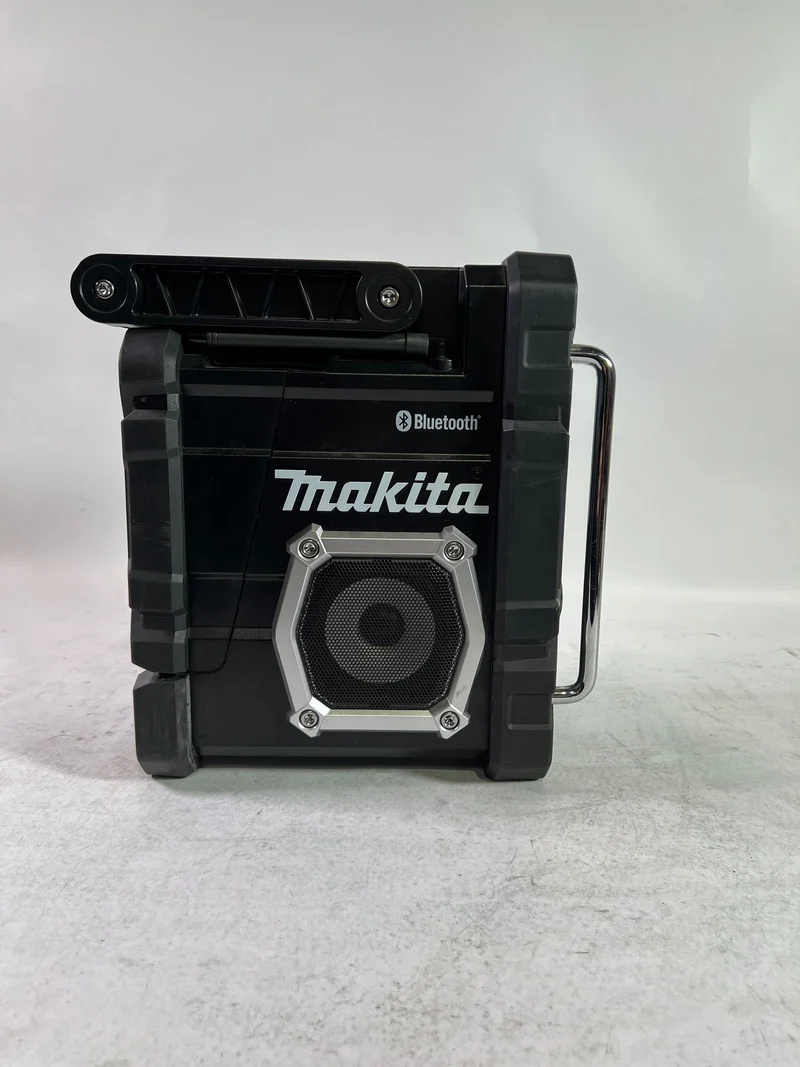 Makita DMR 110 NW Akku Baustellenradio 12 V - 18 V IP64 DAB+ Solo - ohne Akku, ohne Ladegerät - Reparaturgerät