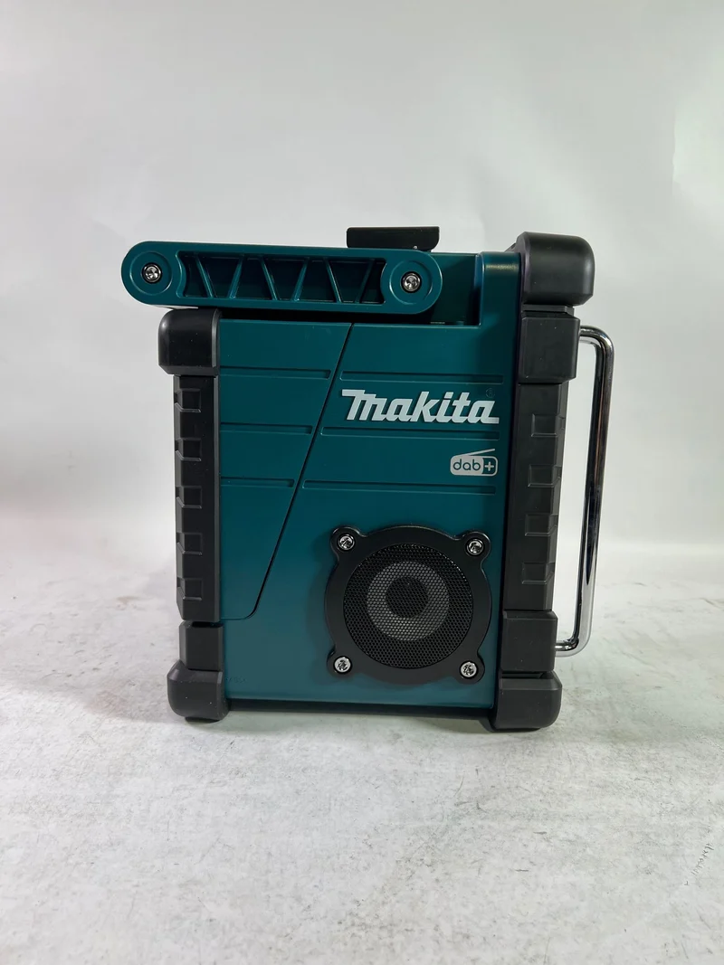 Makita DMR 110 N Akku Baustellenradio 12 V / 14,4 V / 18 V DAB / DAB+ FM IP64 Solo - ohne Akku, ohne Ladegerät - Reparaturgerät