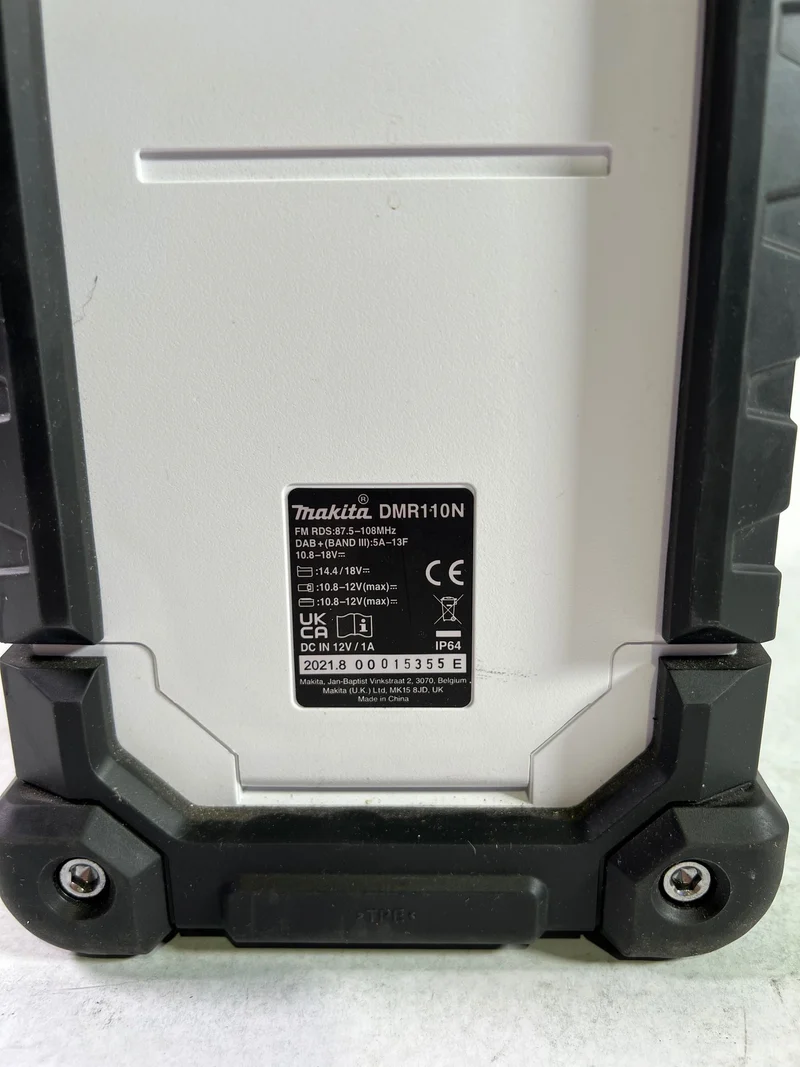 Makita DMR 110 NW Akku Baustellenradio 12 V - 18 V IP64 DAB+ Solo - ohne Akku, ohne Ladegerät - Reparaturgerät