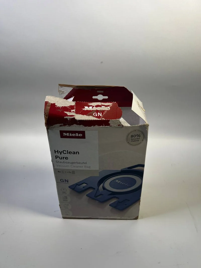 Miele HyClean Pure GN Staubsaugerbeutel 4 Stück mit Filter ( 12421130 ) für Complete C2 / C3 / Classic C1 / S8 / S5 / S2 - OVP Beschädigt