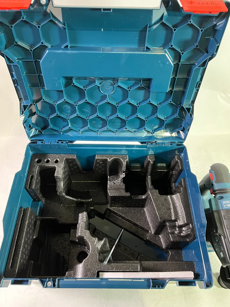 Bosch GBH 18V-24 C Professional Akku Bohrhammer 18 V 2,4 J Brushless SDS plus ( 0611923002 ) + L-BOXX - ohne Akku, ohne Ladegerät - Neuwertig