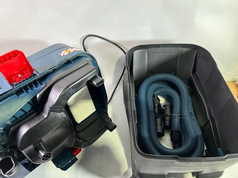 Bosch GAS 12-40 MA Professional Allzwecksauger 1200 W 40 l ( 06019M0120 ) Staubklasse M - OVP Beschädigt