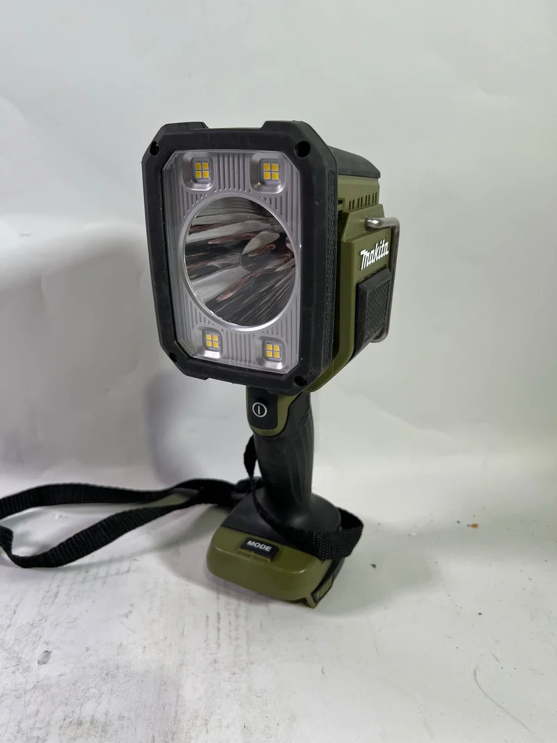 Makita DML 812 O Akku Handstrahler 18 V 1250 lm LED Olive Grün Outdoor Adventure Sonderedition Solo - ohne Akku, ohne Ladegerät - Reparaturgerät