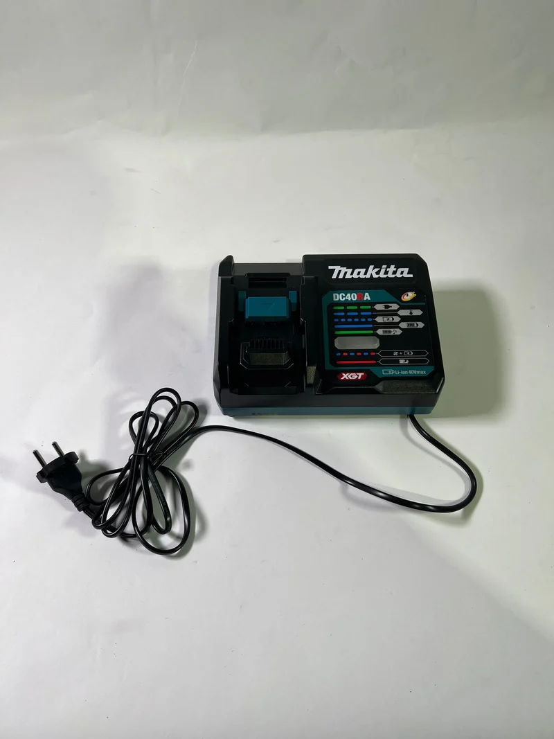 Makita DC 40 RA 40 V max. Schnell Ladegerät XGT LXT ( 191E07-8 ) für Li-Ion Akku 14,4 V - 18 V - 40 V - Reparaturgerät