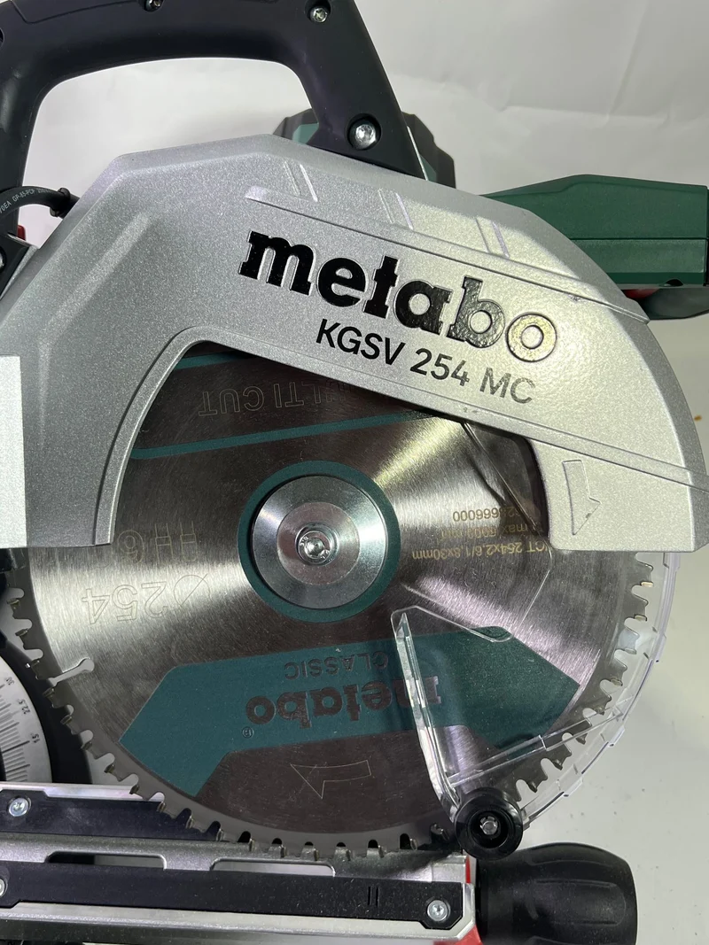 Metabo KGSV 254 MC Kappsäge 1800 Watt 254 mm ( 615254000 ) - Gebraucht
