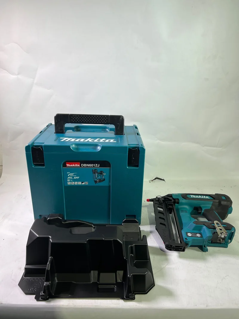 Makita DBN 601 ZJ Akku Nagler 18 V 19 - 64 mm Brushless + Makpac - ohne Akku, ohne Ladegerät - Neuwertig