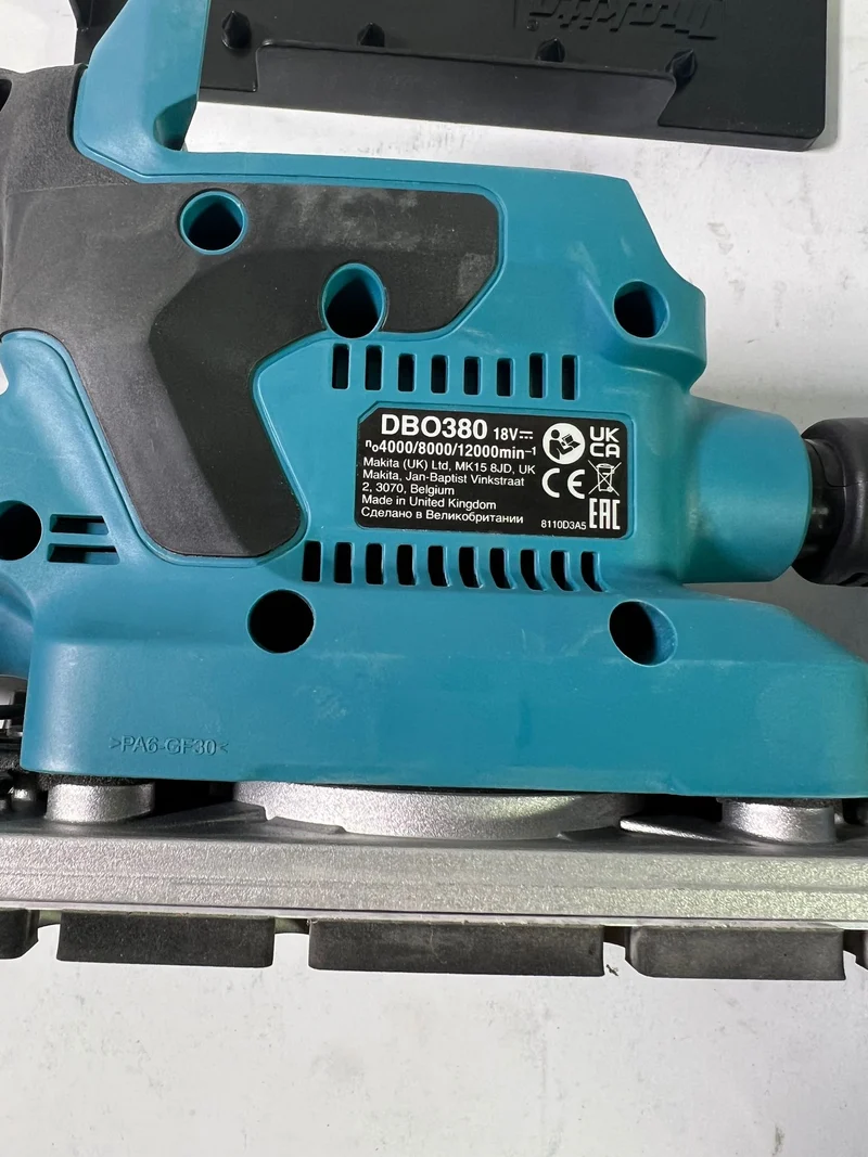 Makita DBO 380 Z Akku Schwingschleifer 18 V 93 x 185 mm Brushless Solo - ohne Akku, ohne Ladegerät - Gebraucht