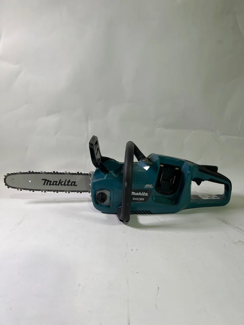 Makita DUC 355 Z Akku Kettensäge 36V ( 2x18V ) Brushless 35 cm Solo - ohne Akku, ohne Ladegerät - Gebraucht
