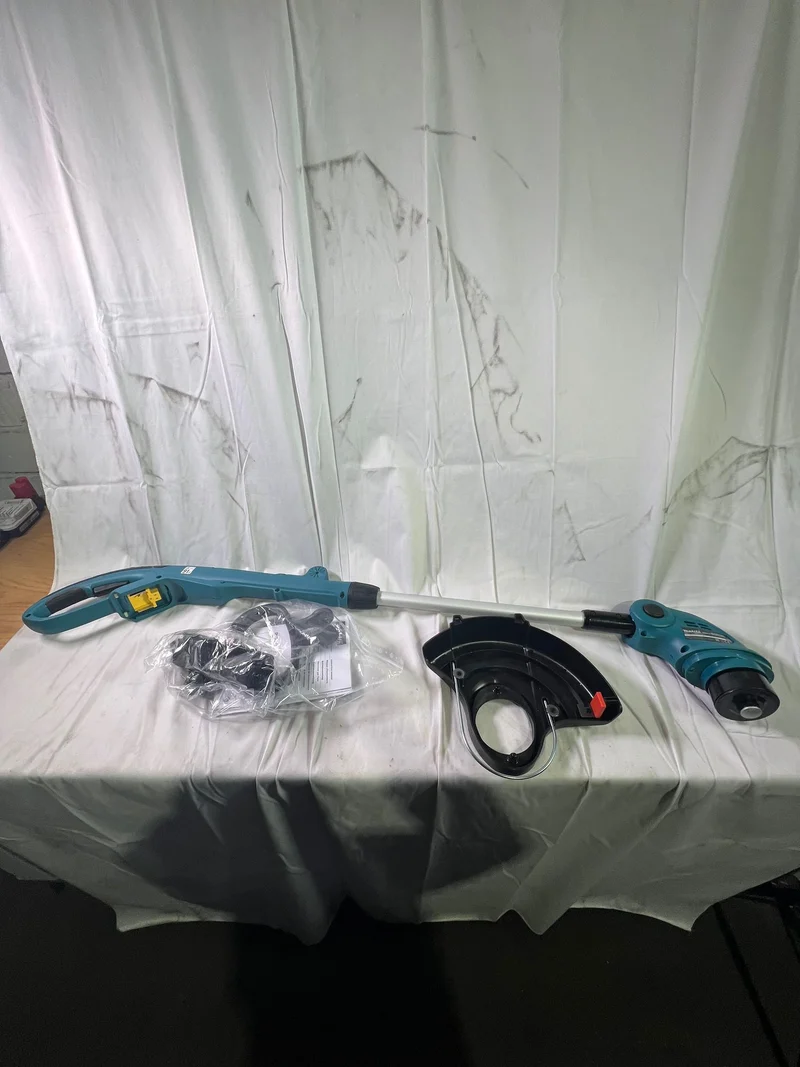 Makita DUR 181 Z Akku Rasentrimmer 18 V 26 cm Solo - ohne Akku, ohne Ladegerät - Reparaturgerät