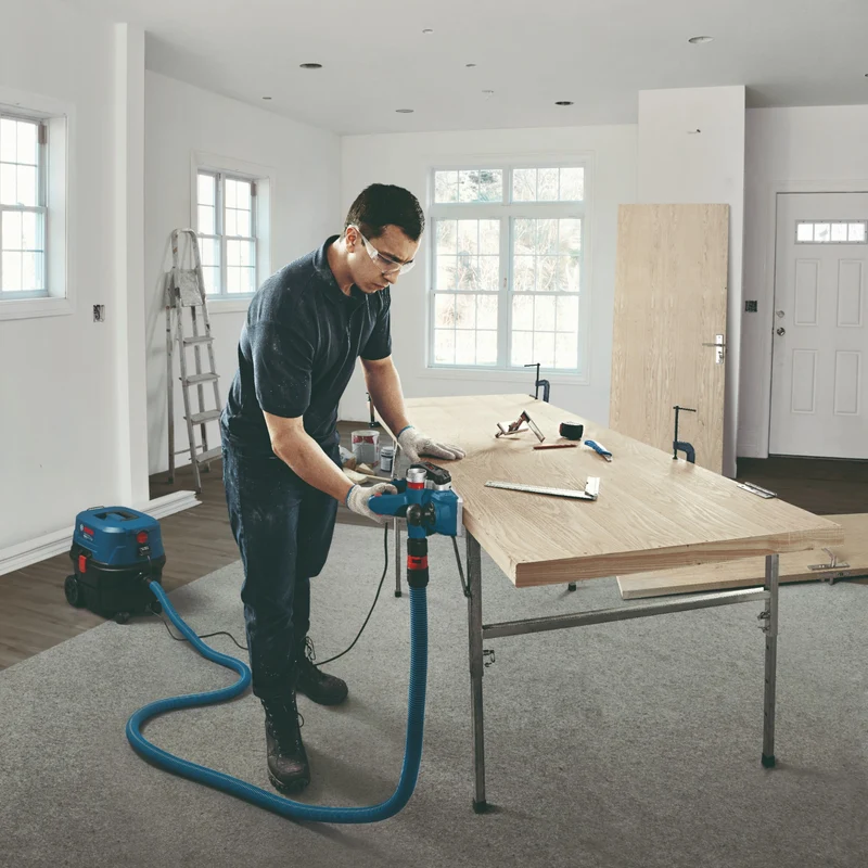Bosch GHO 20-82 Professional Hobel 700 Watt 82 x 2 mm ( 06015A9100 )