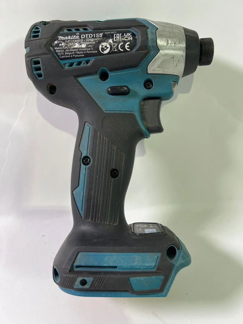 Makita DTD 155 Z Akku Schlagschrauber 18 V 140 Nm 1/4" Brushless Solo - ohne Akku, ohne Ladegerät - Leicht Gebraucht