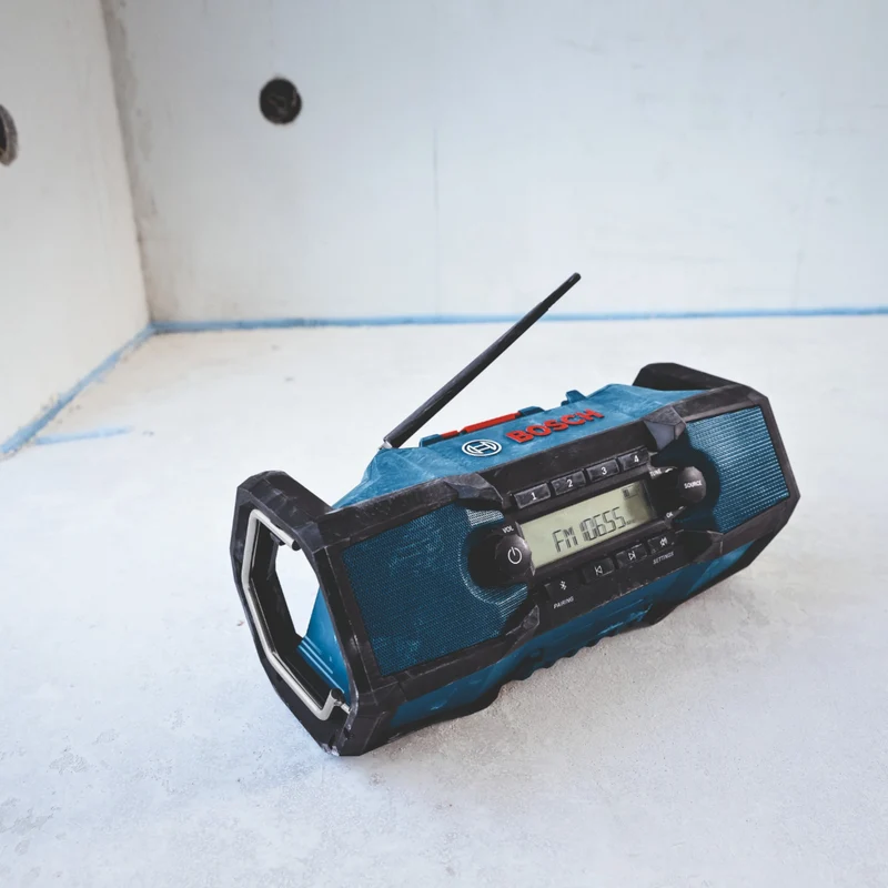 Bosch GPB 18V-3C Akku Radio 18 V FM / Bluetooth / IP54 Solo ( 06014A3200 ) - ohne Akku, ohne Ladegerät