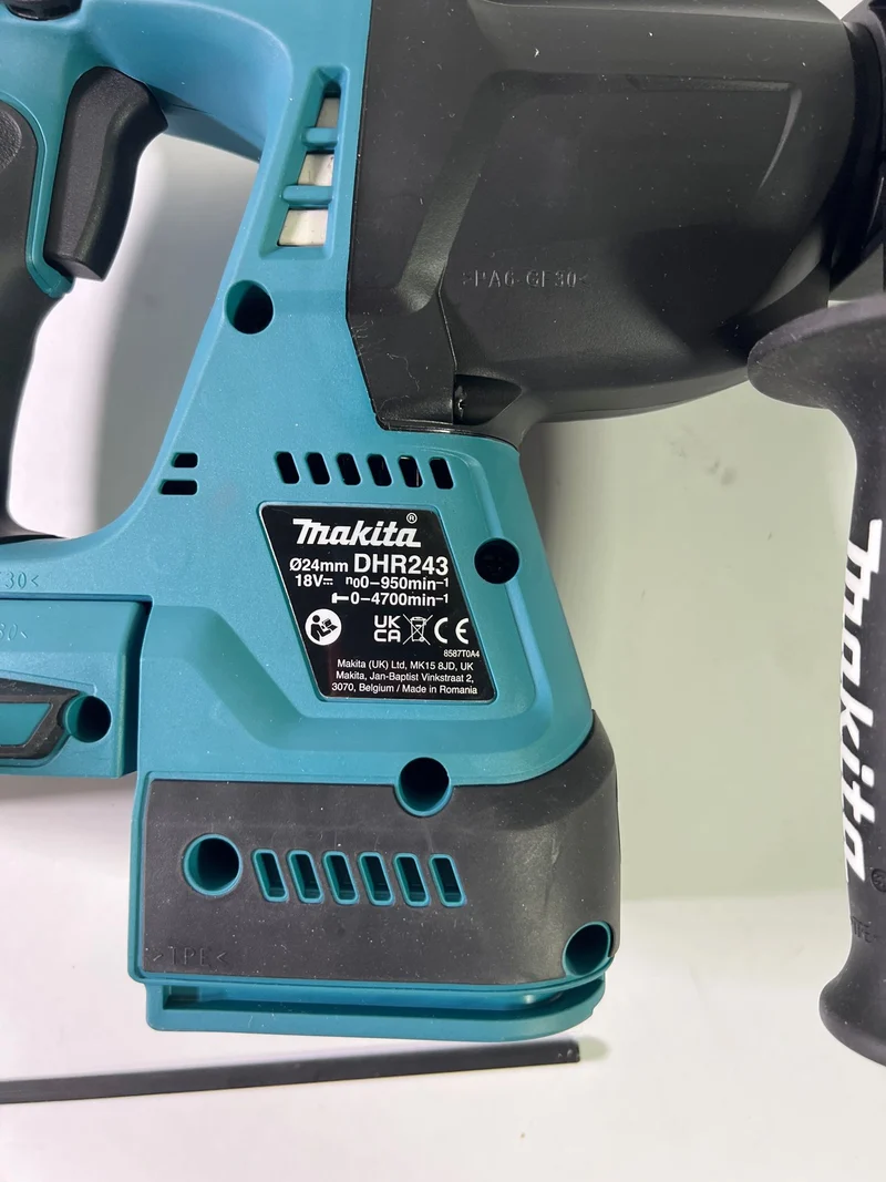 Makita DHR 243 Z Akku Bohrhammer 18 V 2 J SDS-Plus Brushless Solo - ohne Akku, ohne Ladegerät - Leicht Gebraucht