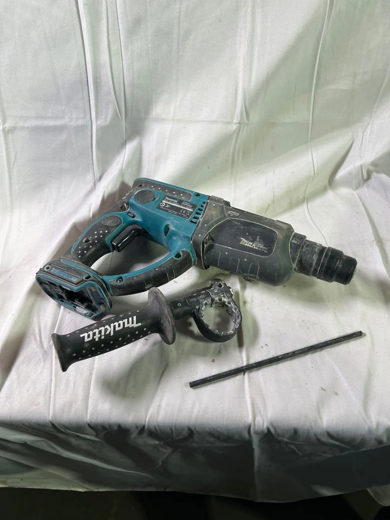Makita DHR 202 Z Akku Bohrhammer 18 V 1,9 J SDS-Plus Solo - ohne Akku, ohne Ladegerät - Reparaturgerät