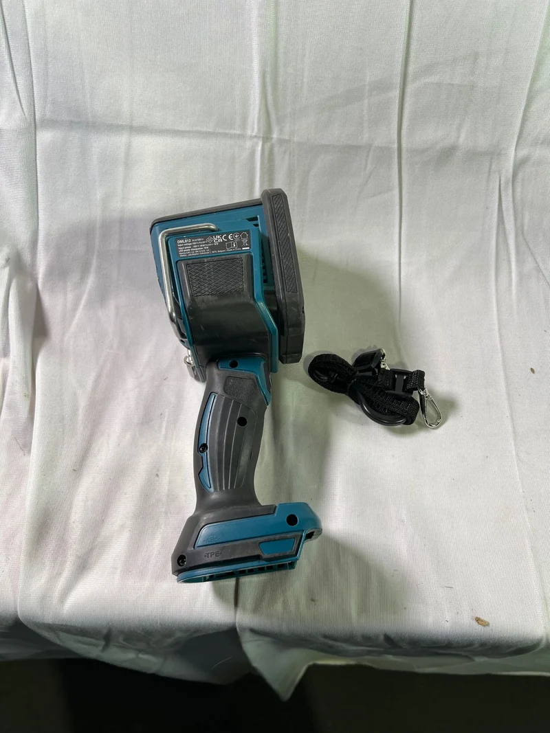 Makita DML 812 Akku Handstrahler 18 V 1250 lm LED Solo - ohne Akku, ohne Ladegerät - Reparaturgerät