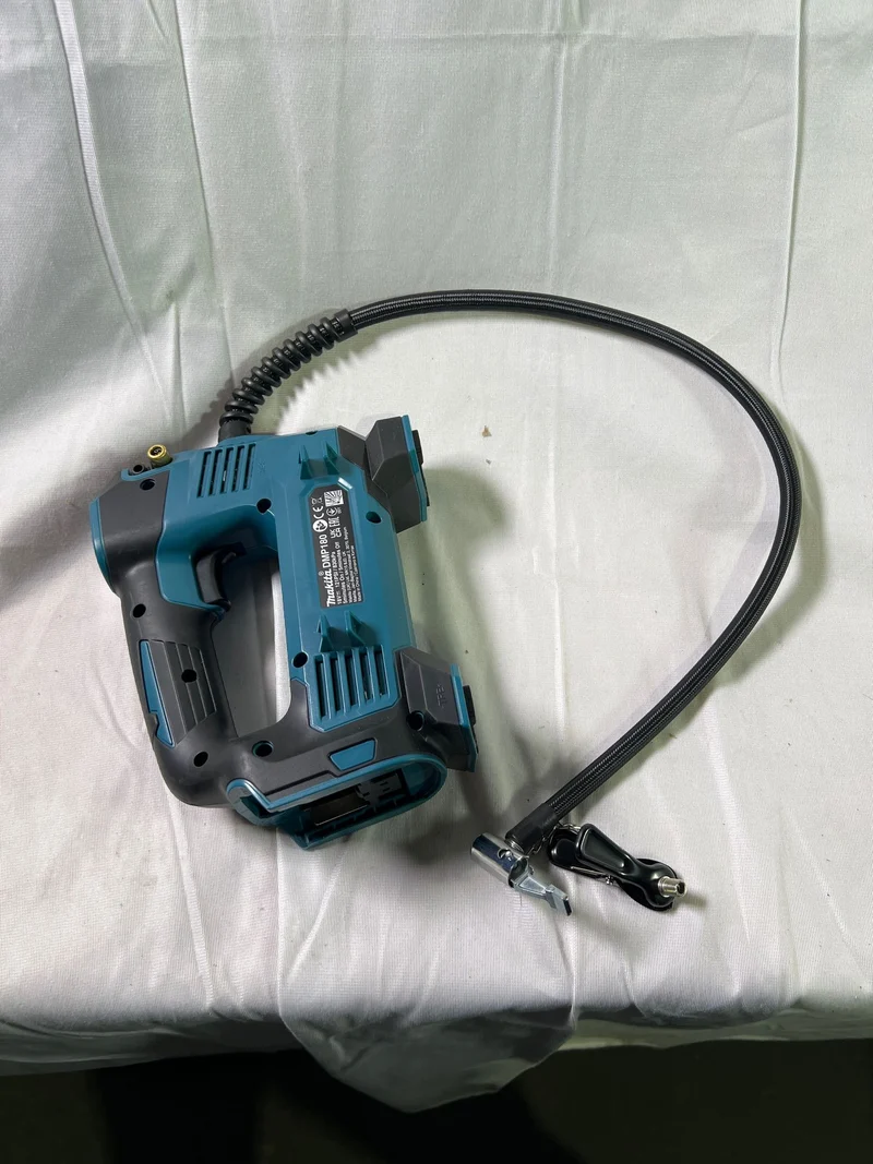 Makita DMP 180 Z Akku Kompressor 18 V 8,3 bar Solo - ohne Akku, ohne Ladegerät - Reparaturgerät
