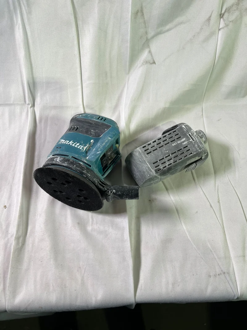 Makita DBO 180 Z Akku Exzenterschleifer 18 V 125 mm Solo - ohne Akku, ohne Ladegerät - Reparaturgerät