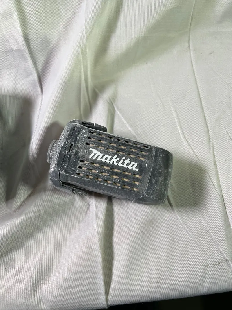Makita DBO 180 Z Akku Exzenterschleifer 18 V 125 mm Solo - ohne Akku, ohne Ladegerät - Reparaturgerät