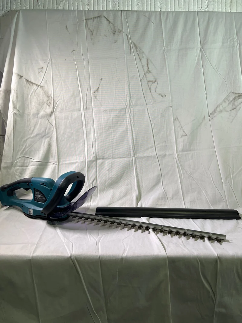 Makita DUH 523 Z Akku Heckenschere 18 V 52 cm Solo - ohne Akku, ohne Ladegerät - Reparaturgerät