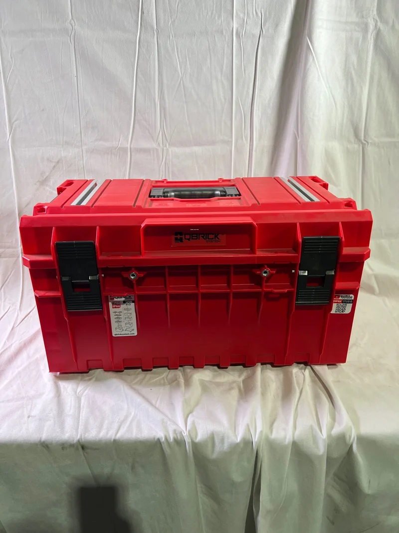 Qbrick System ONE 350 2.0 Technik RED ULTRA HD Custom Werkzeugkoffer modularer Organizer 585 x 385 x 320 mm 38 l stapelbar IP66 - Leicht Gebraucht