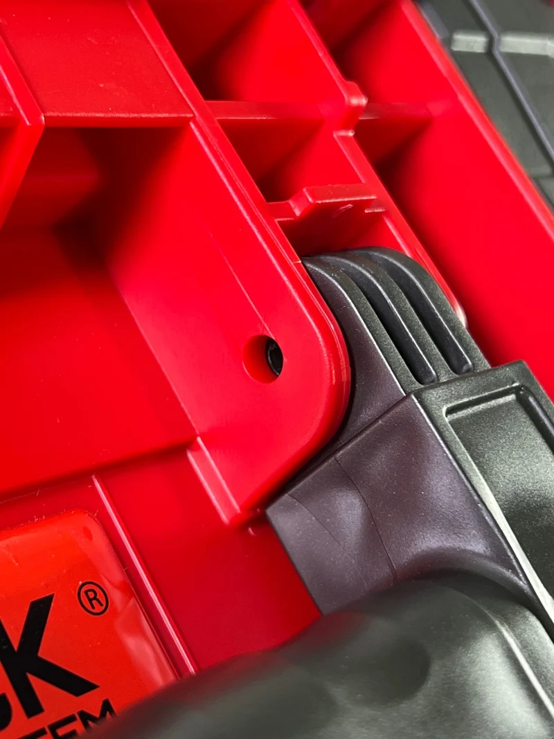 Qbrick System PRO Technik Case 2.0 RED ULTRA HD Custom Werkzeugkoffer 450 x 332 x 171 mm 12 l stapelbar IP54 mit Ablage - Unvollständig
