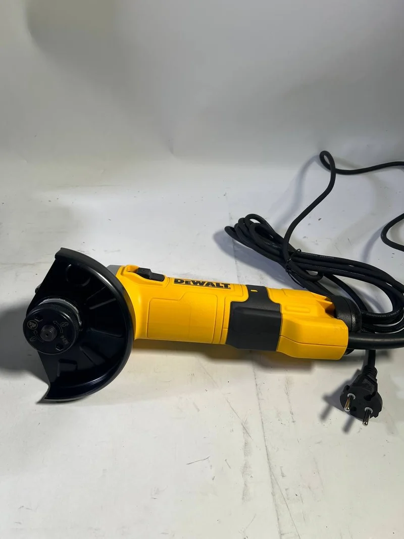 DeWalt DWE 4257 KT Betonschleifer / Winkelschleifer 1500 Watt mit Topfscheibe im TStak Koffer - Leicht Gebraucht